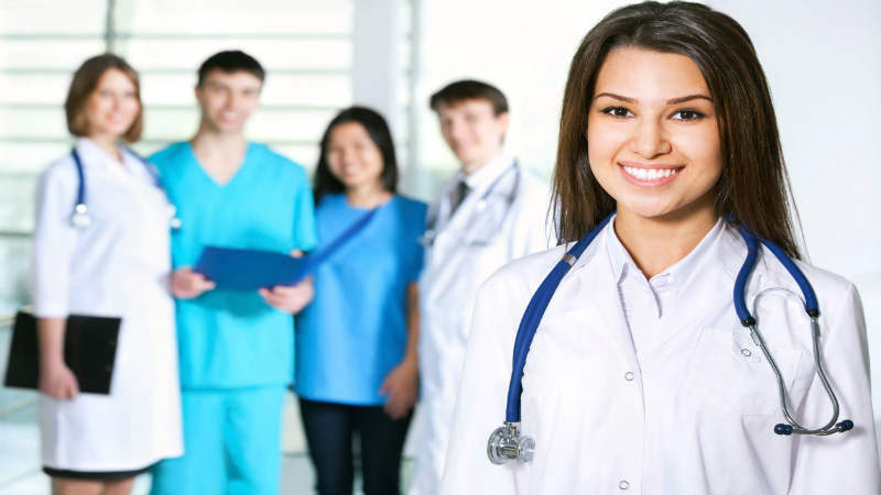 Are There Convenient Training Programs for a Dialysis Nurse Job?